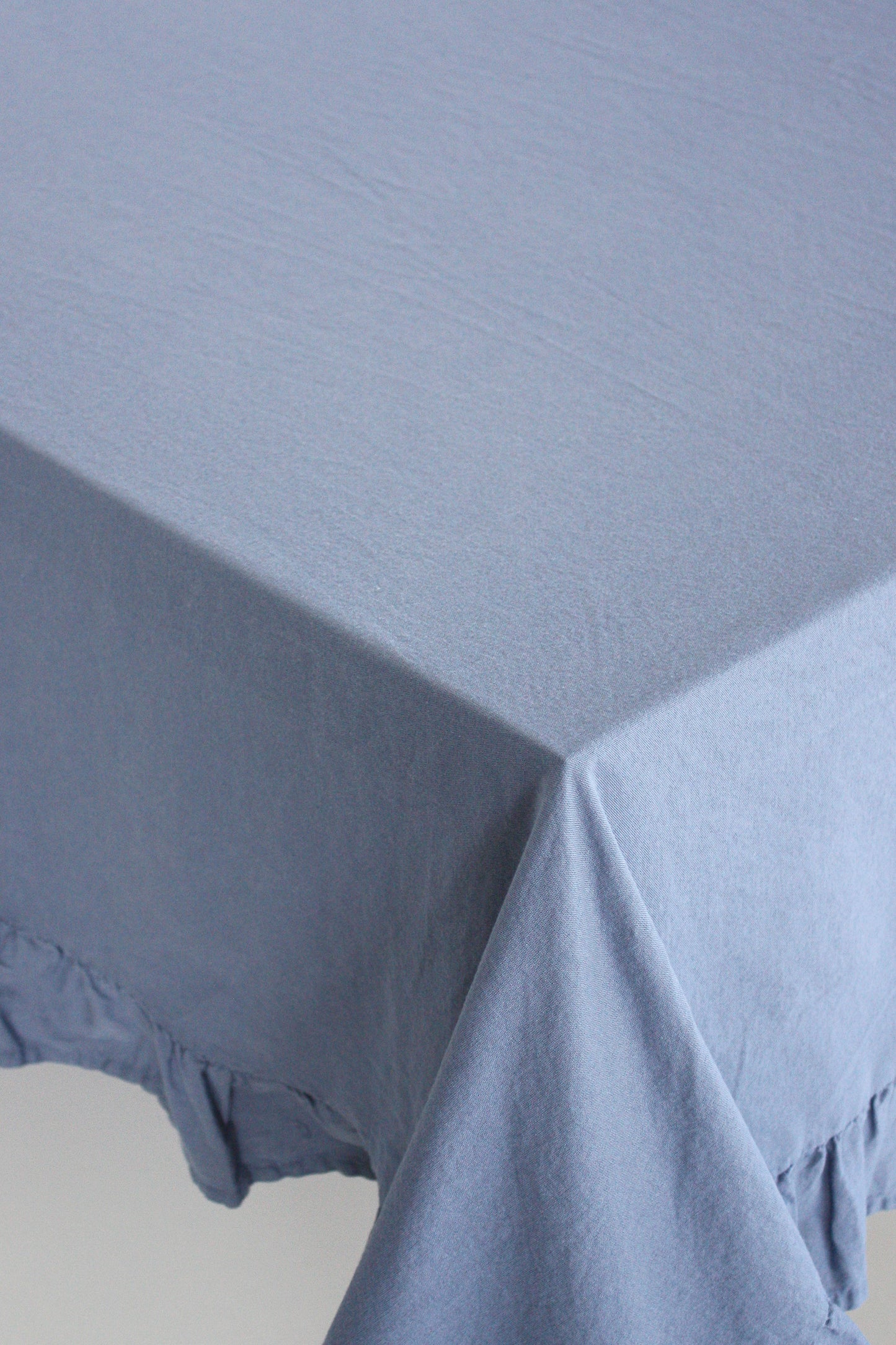 Toalha de Mesa Folhos Anti Nódoas