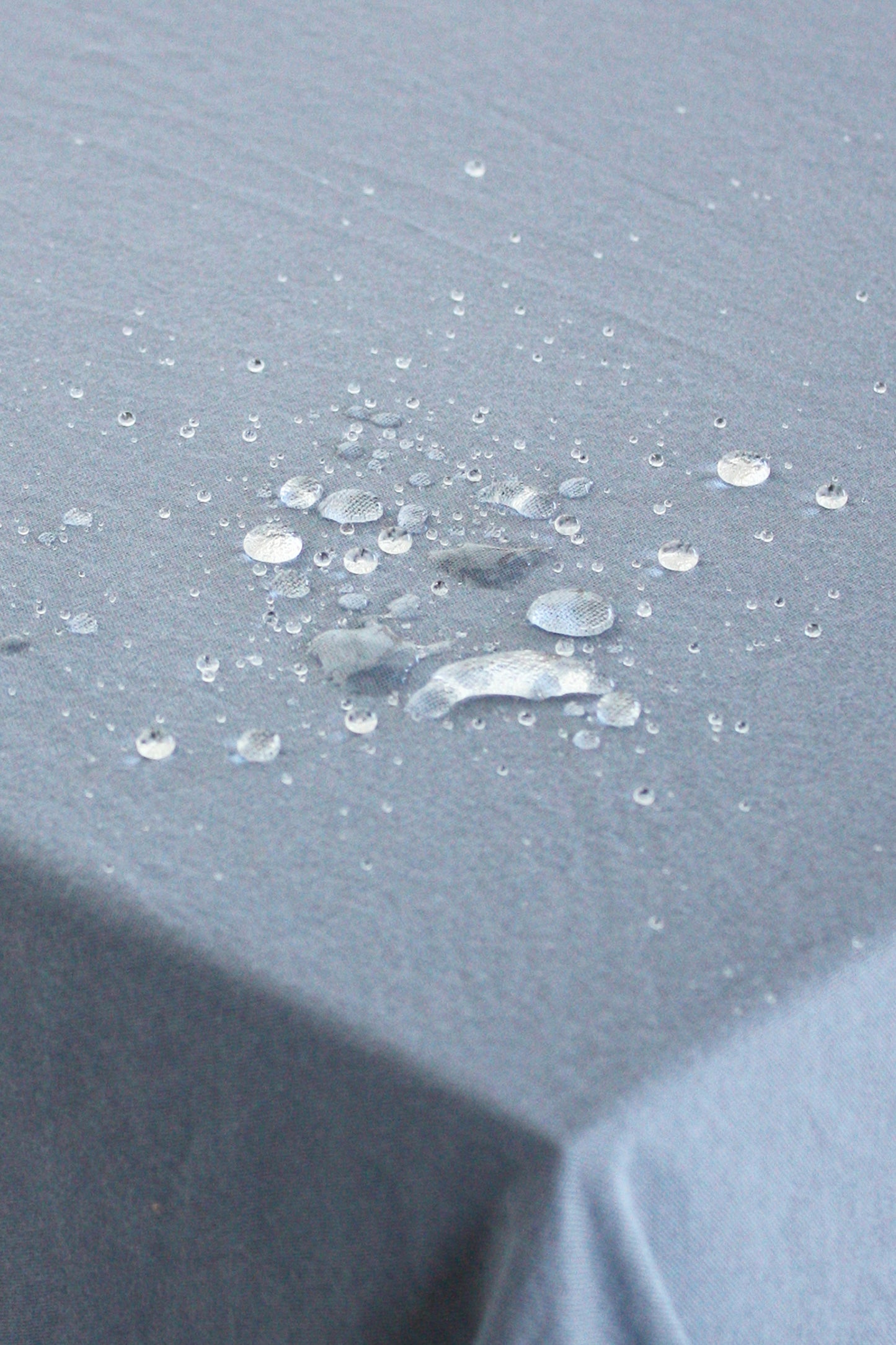 Toalha de Mesa Folhos Anti Nódoas
